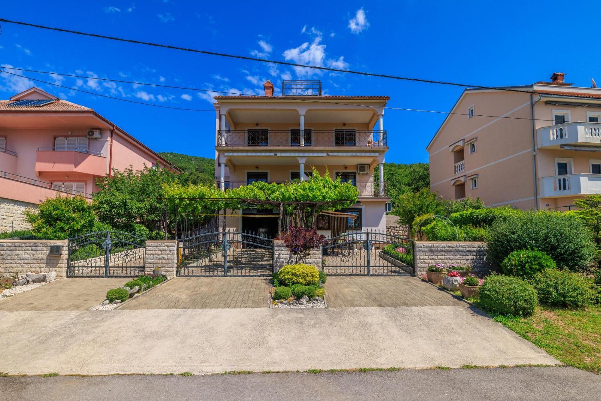 Katarina Apartment