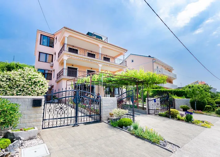 Apartment Katarina